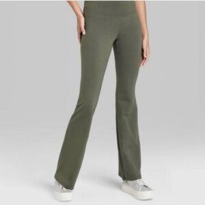 Wild Fable Sage Green Women's Leggings